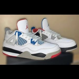 What The 4s (size 3y)